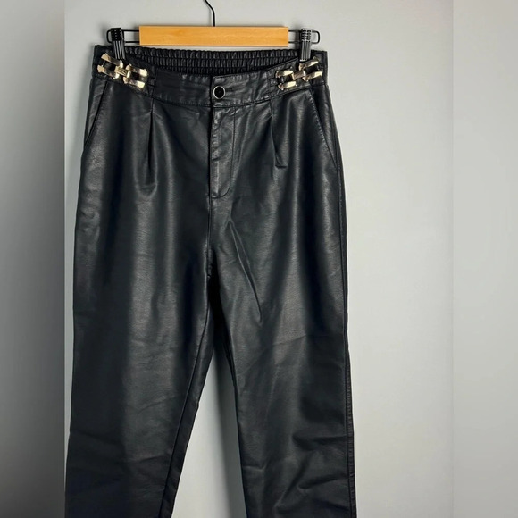 LYNNE high Waist trousers | Baggy pants in leather look - Picture 14 of 16